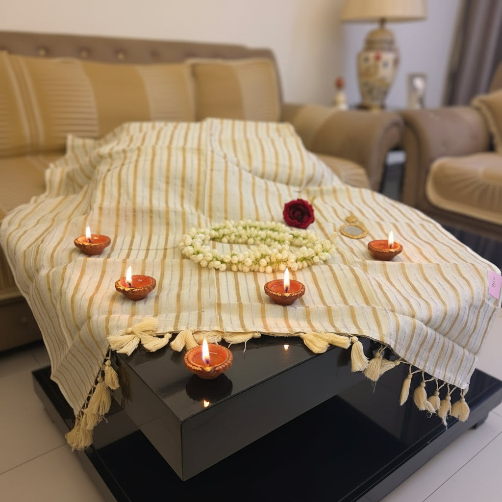 Vayu- Off white gold & silver zari lining